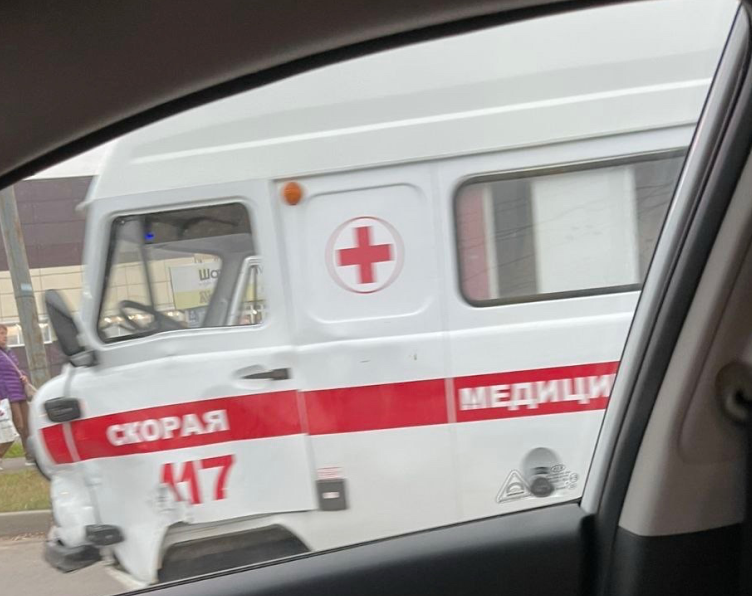 Скорая помощь в Иванове попала в ДТП