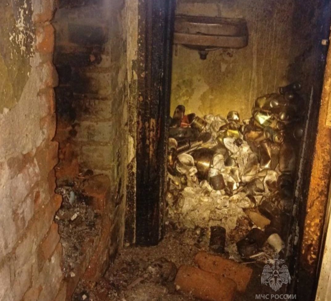 Мужчина без определенного места жительства едва не погиб на пожаре в Ивановской области