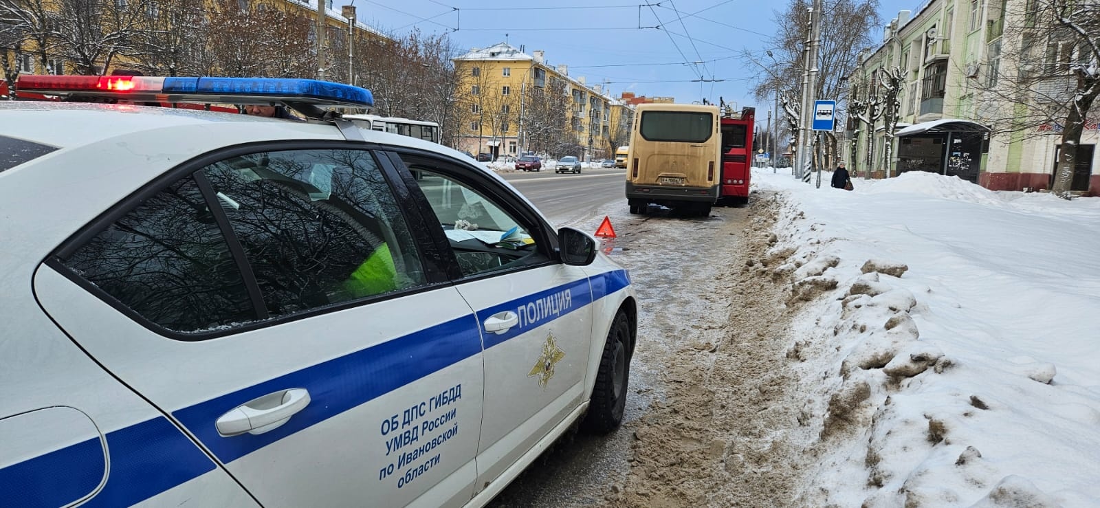 Пассажирский автобус врезался в троллейбус в Иванове