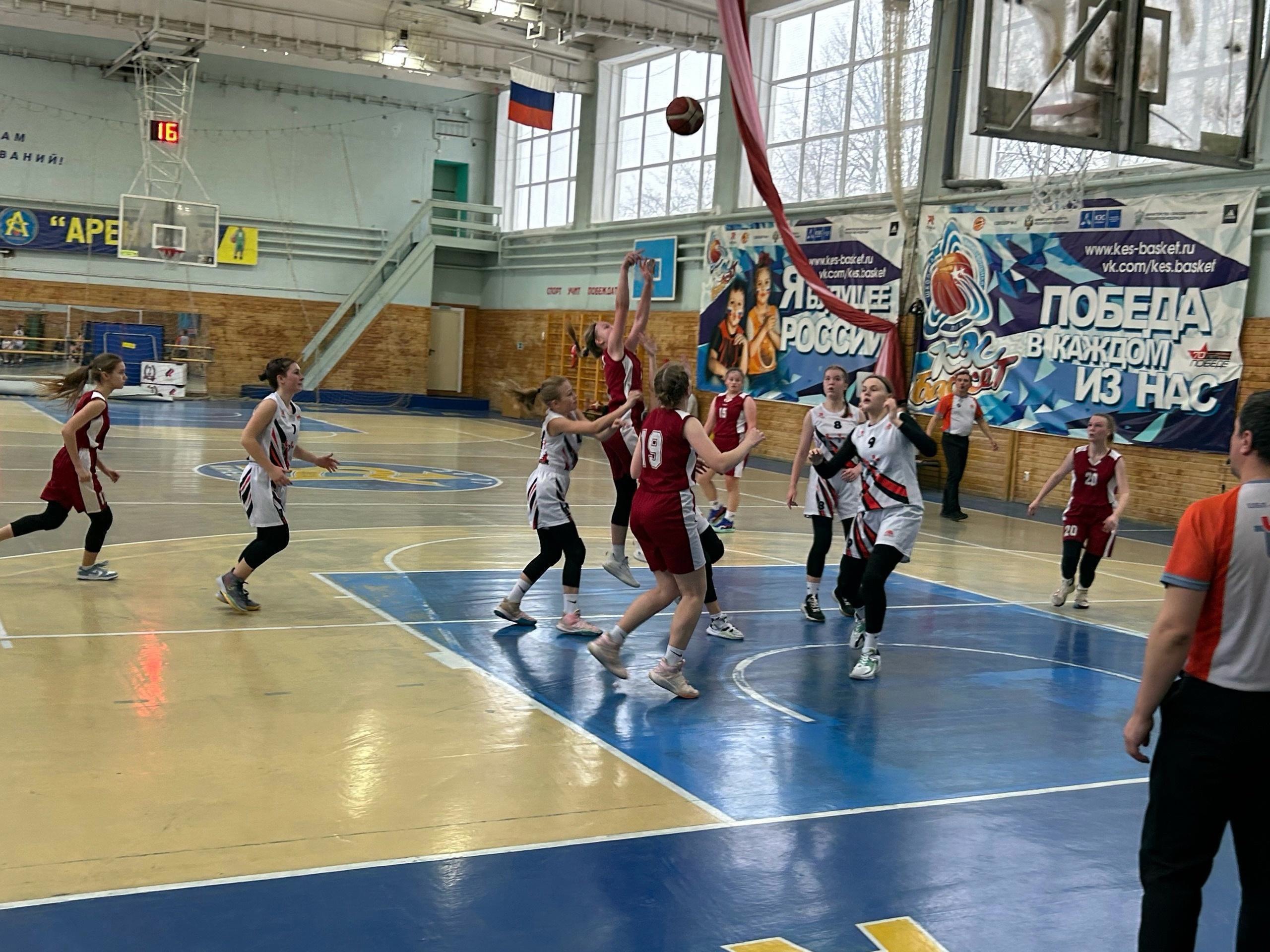 В Кинешме пройдет Дивизиональный этап школьной баскетбольной лиги "КЭС-Баскет"