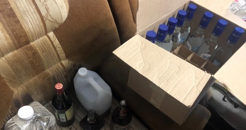 Крупную партию контрафактного алкоголя и табака изъяли в Ивановской области