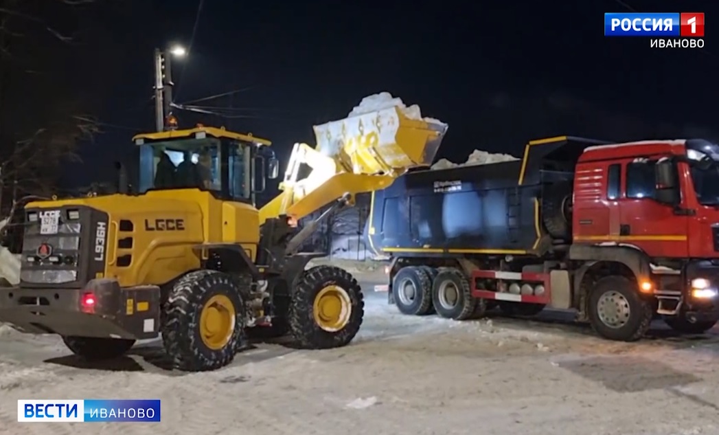 С начала сезона с улиц Иванова вывезено свыше 200 тысяч кубометров снега