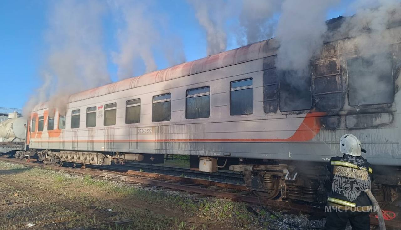 Пожар на железной дороге произошел в Ивановской области
