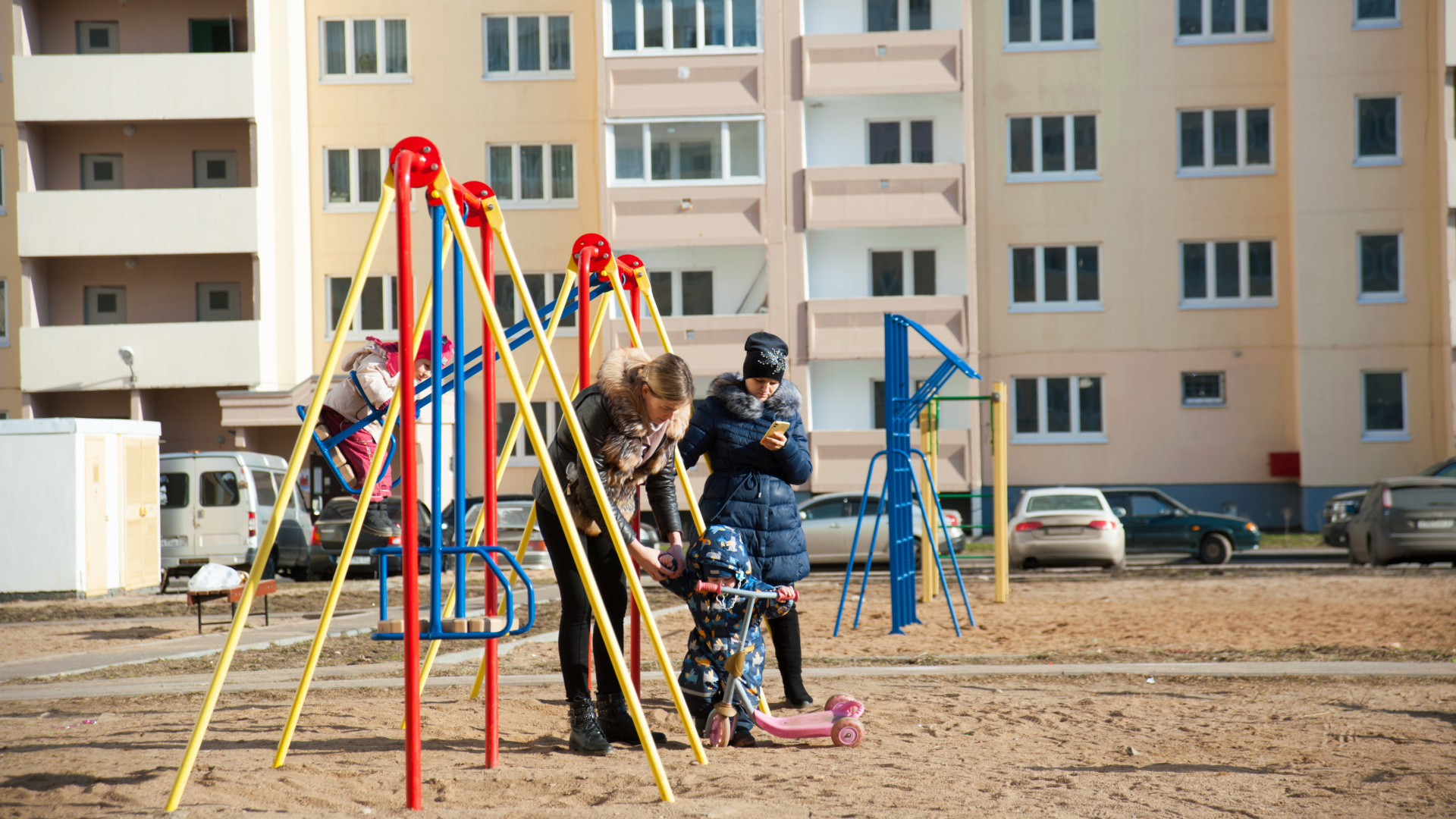Оставить детей под присмотром соцработников на короткое время могут семьи участников СВО Ивановской области