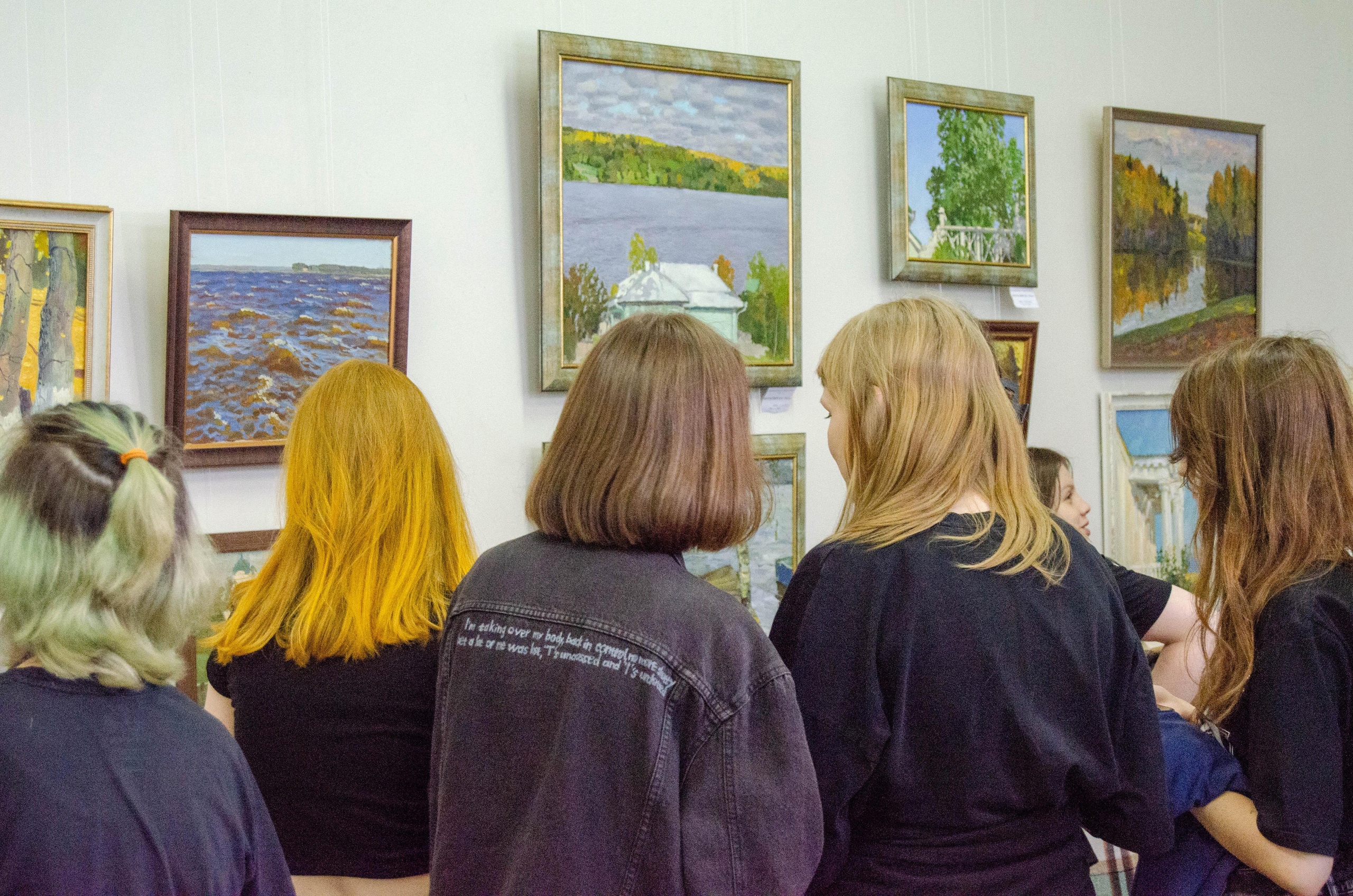 Выставка участников проекта “Свежее течение” открылась в Иванове