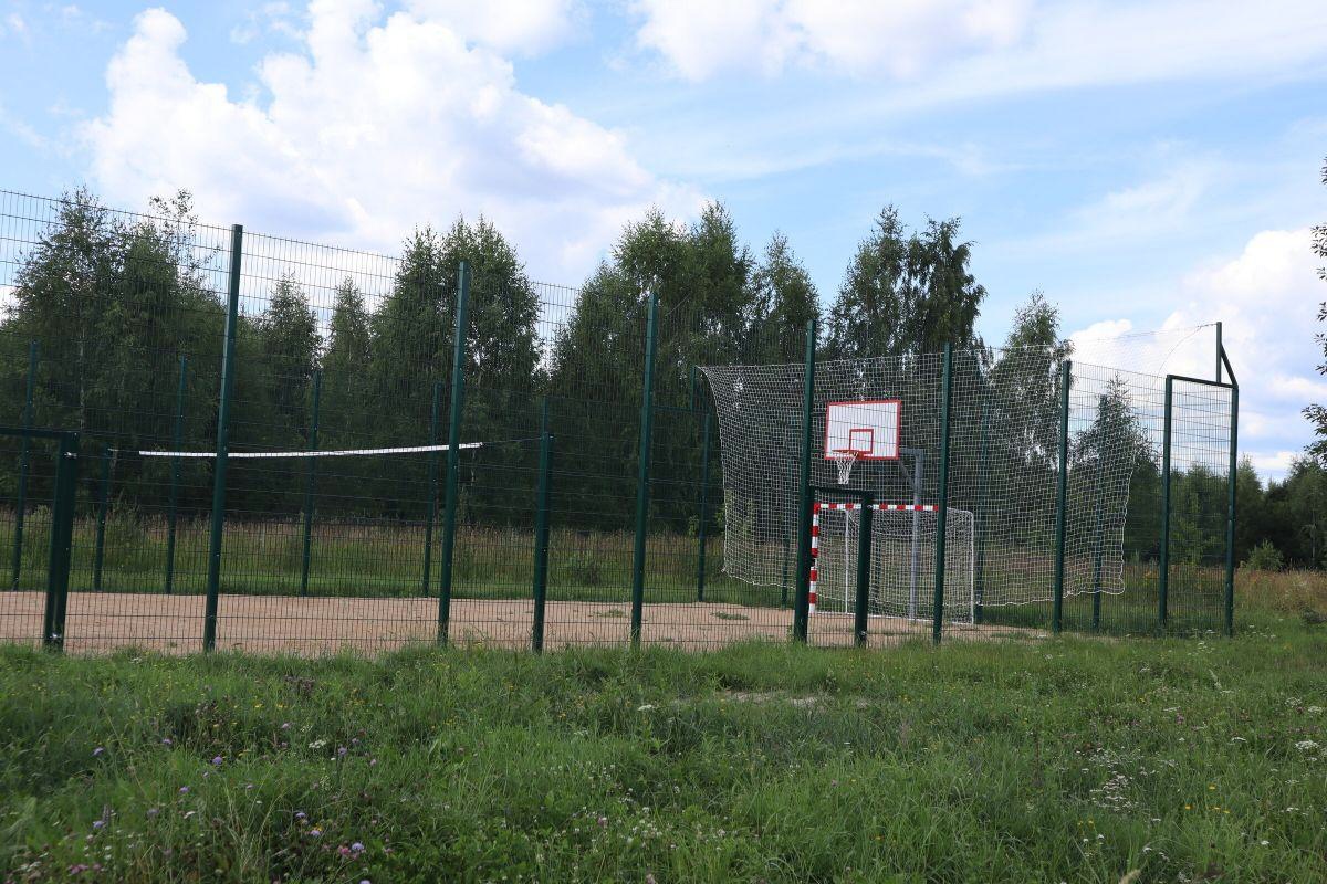  В деревне Коротиха Заволжского района появилась спортивная площадка