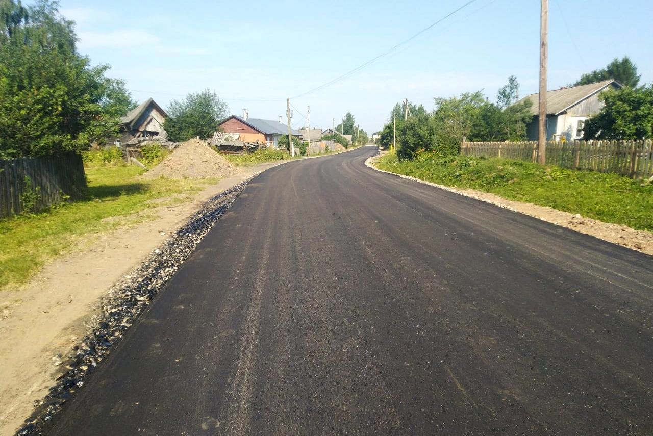 В деревне Вахутки Ивановской области отремонтировали дорогу на улице Центральной