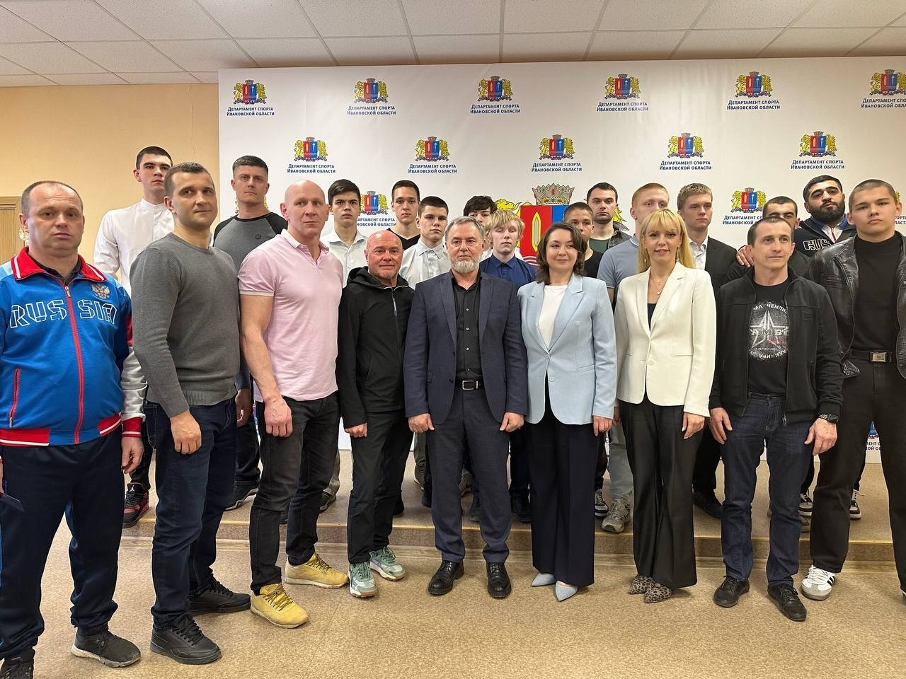 Удостоверения и знаки кандидатов в мастера спорта получили 19 спортсменов Ивановской области