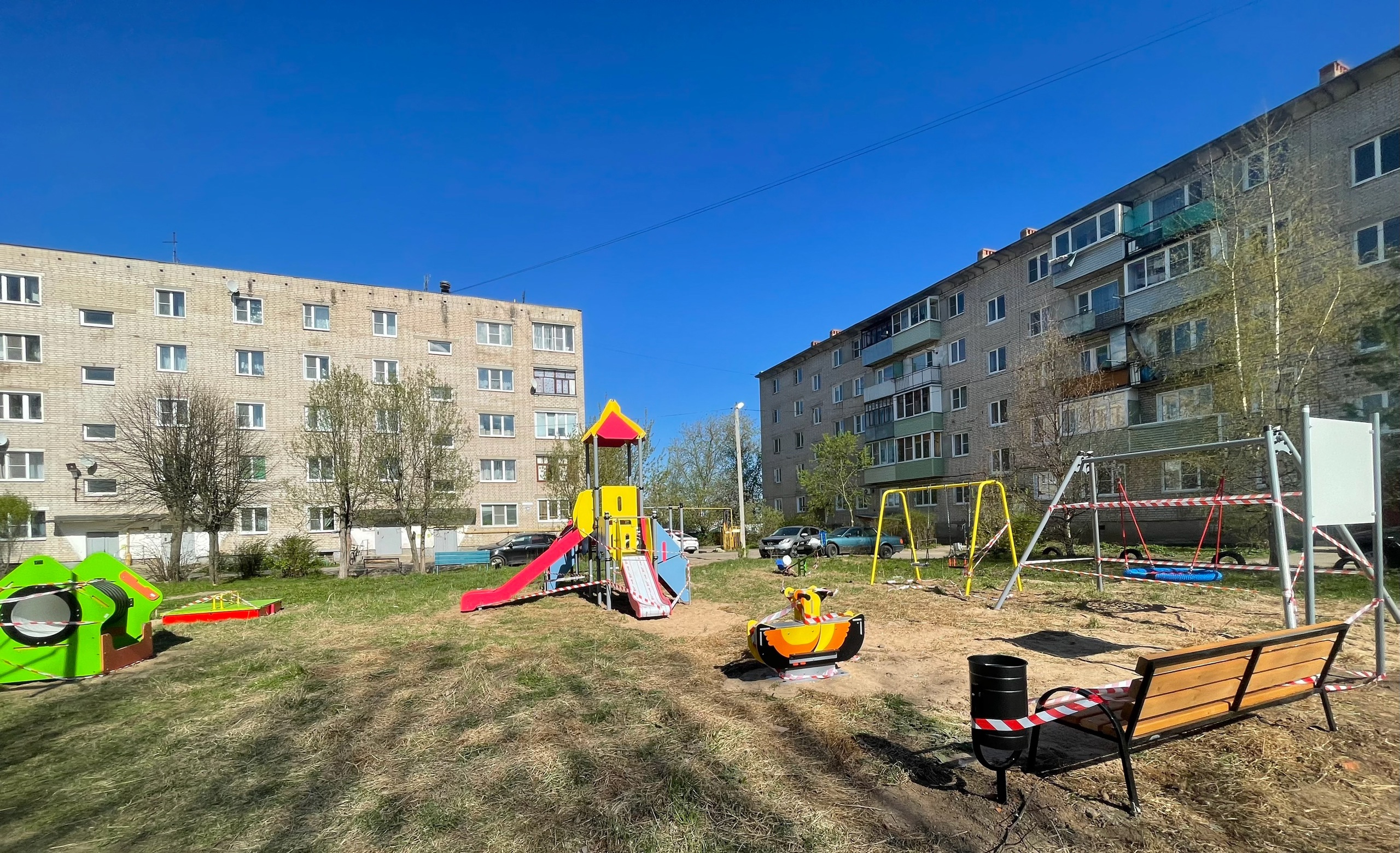 В Приволжске установили новую детскую площадку