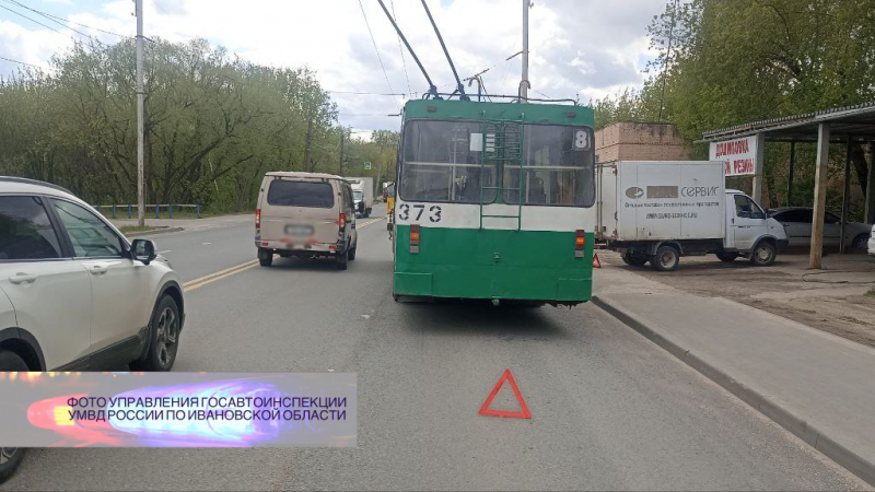 Водитель "Газели" протаранил троллейбус в Иванове