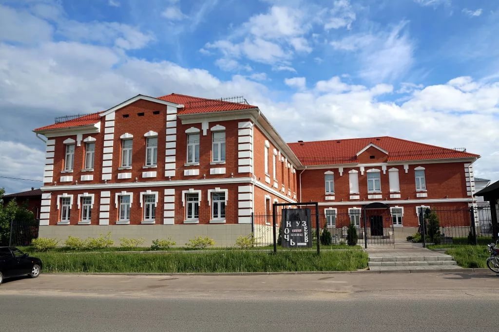 Выставка "Палехские узоры" открылась в Палехе