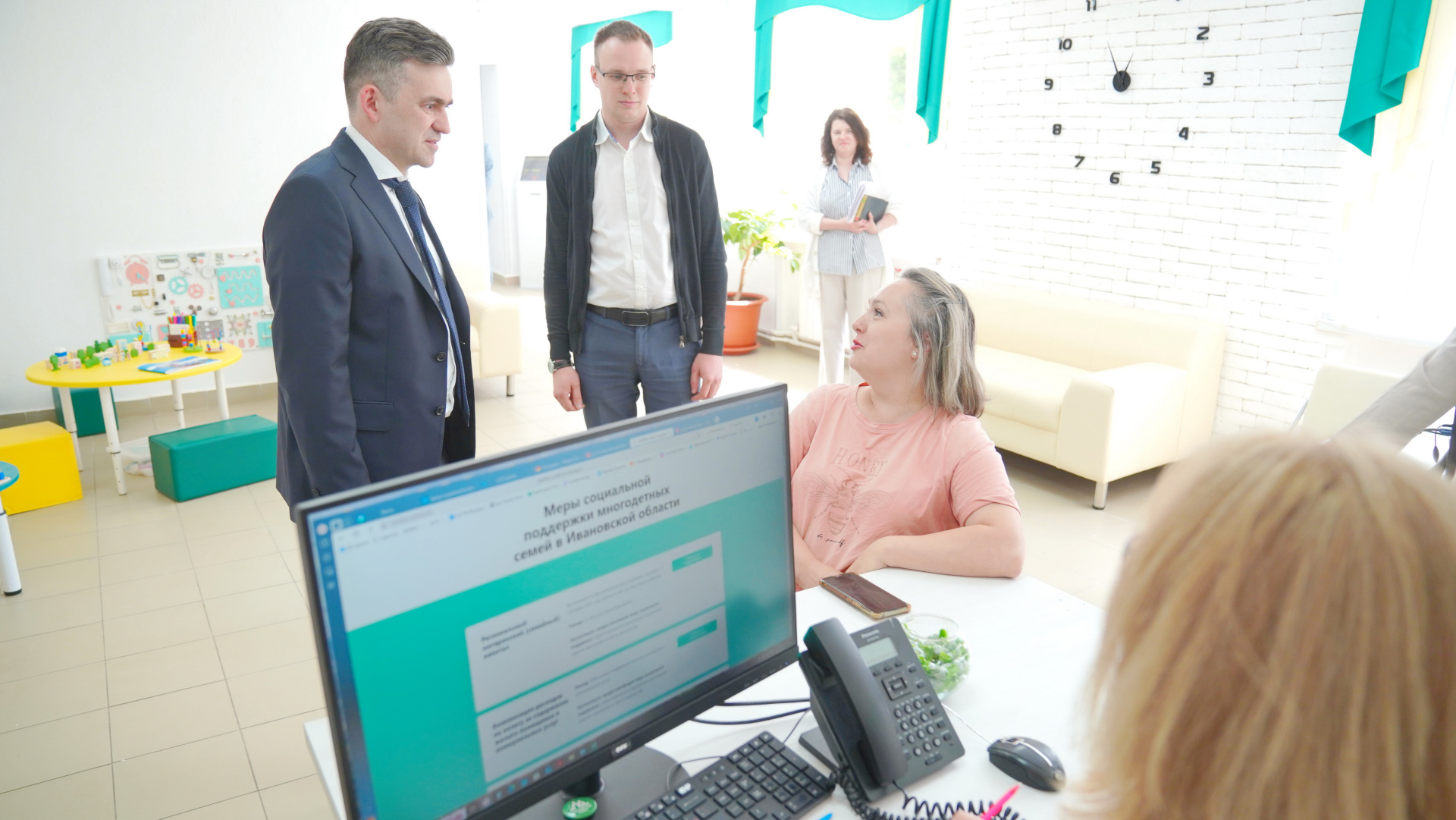 В Иванове возобновил работу обновленный Семейный МФЦ
