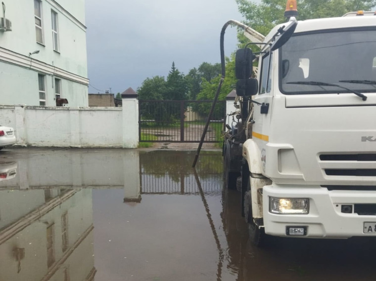 На ивановских улицах ликвидируют подтопления