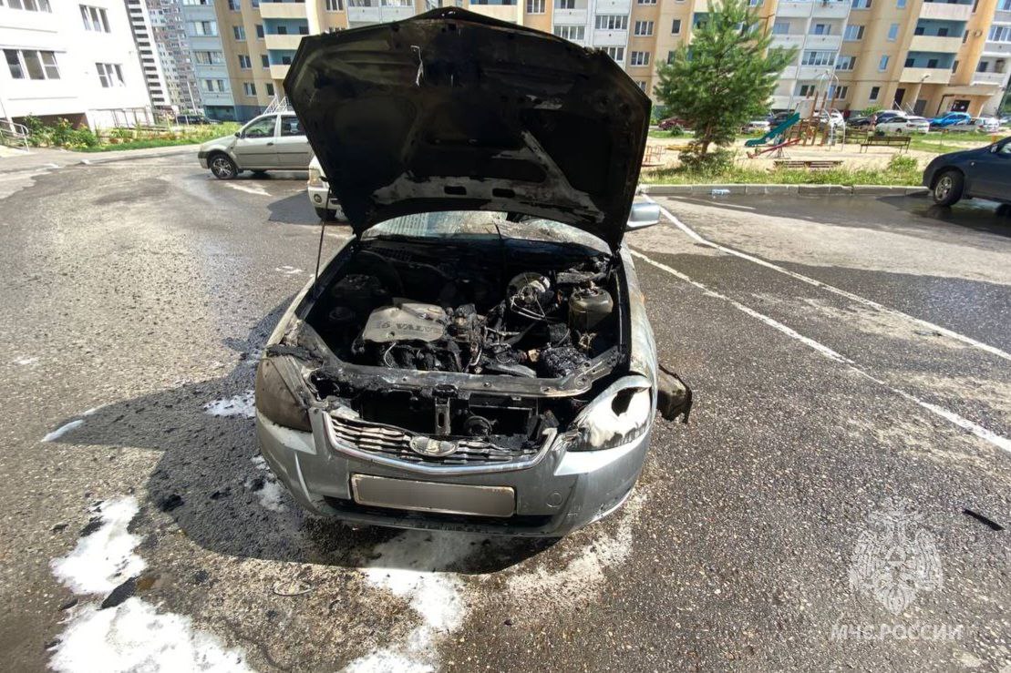 Машина сгорела в микрорайоне "Рождественский" города Иваново