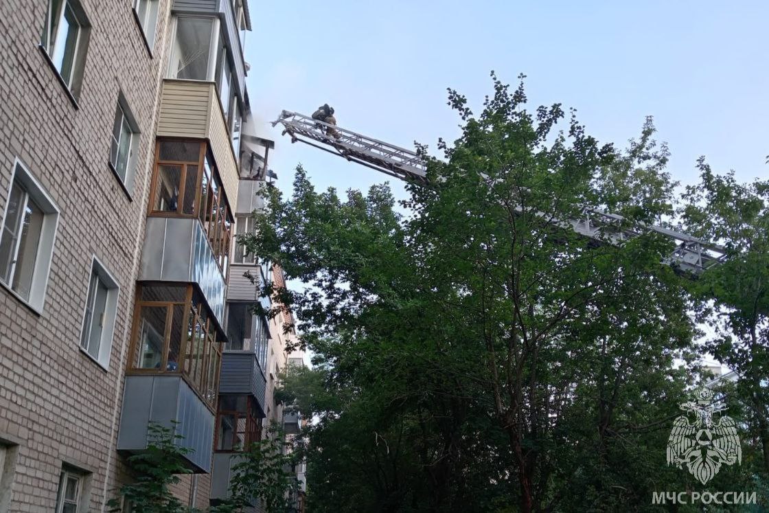 В Иванове из-за пожара в многоэтажке эвакуировали 8 человек