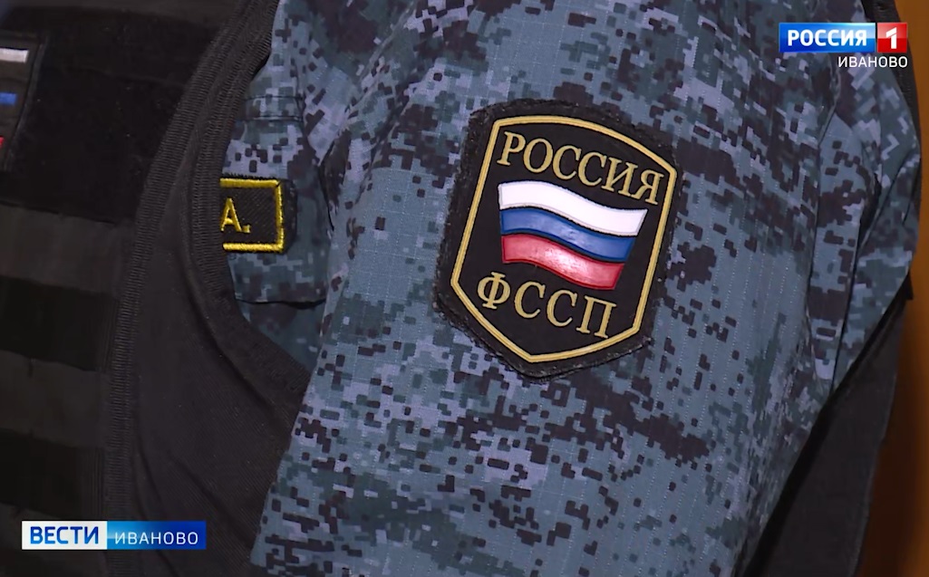 Приставы выселили из общежития в Иванове проблемную квартирантку