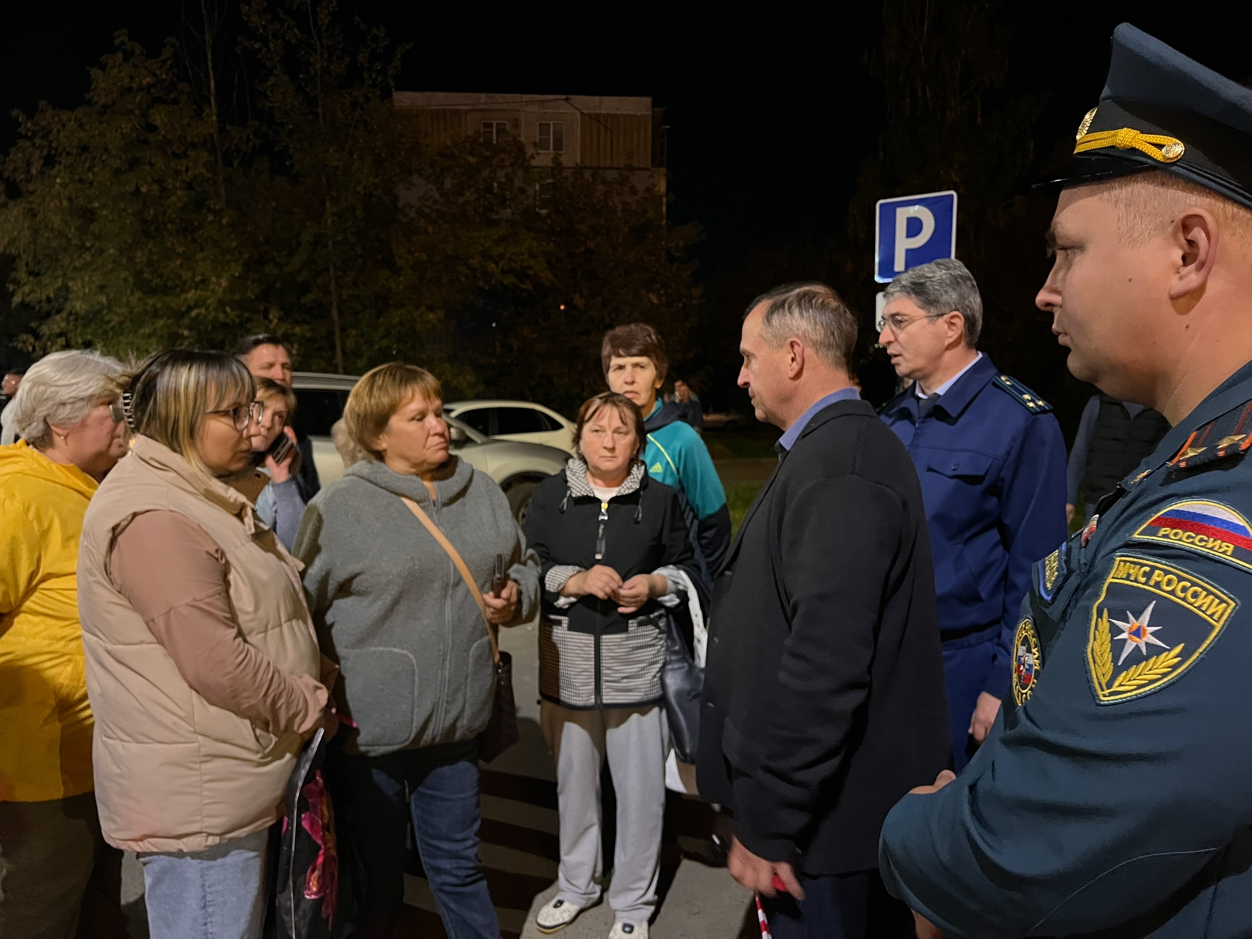 На место пожара на улице Сакко выехал глава города Иваново