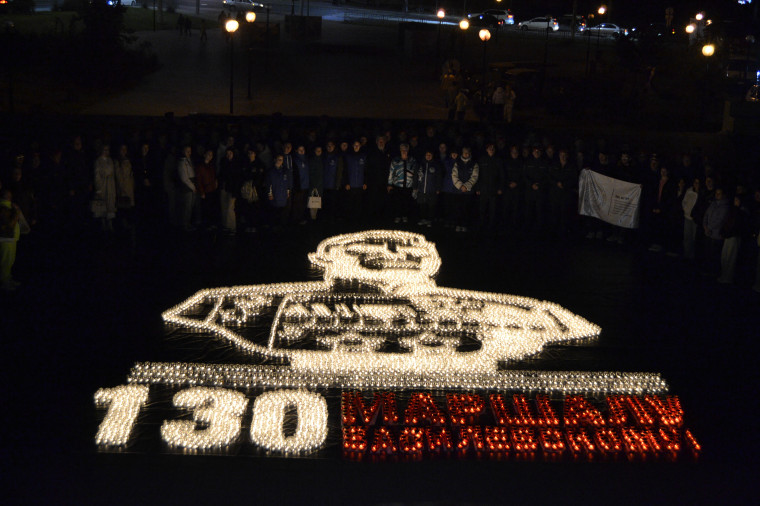 Свыше 300 жителей Иванова участвовали в акции "Огненные картины войны"