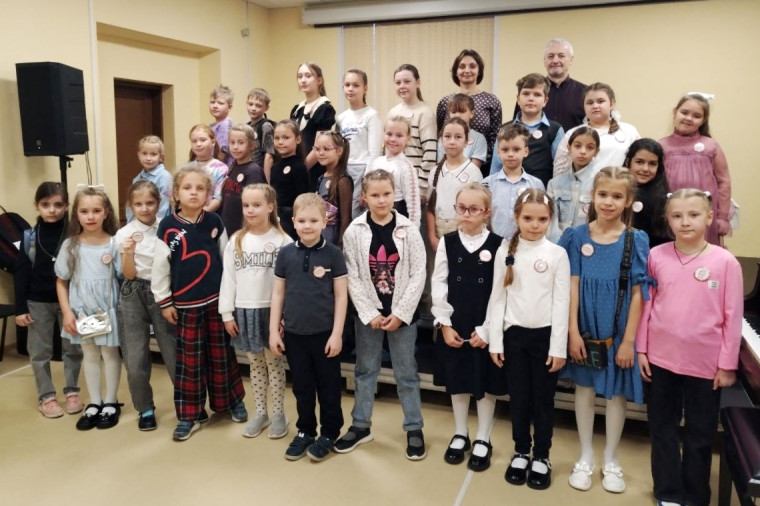 В Ивановской школе искусств прошел праздник посвящения в юные художники