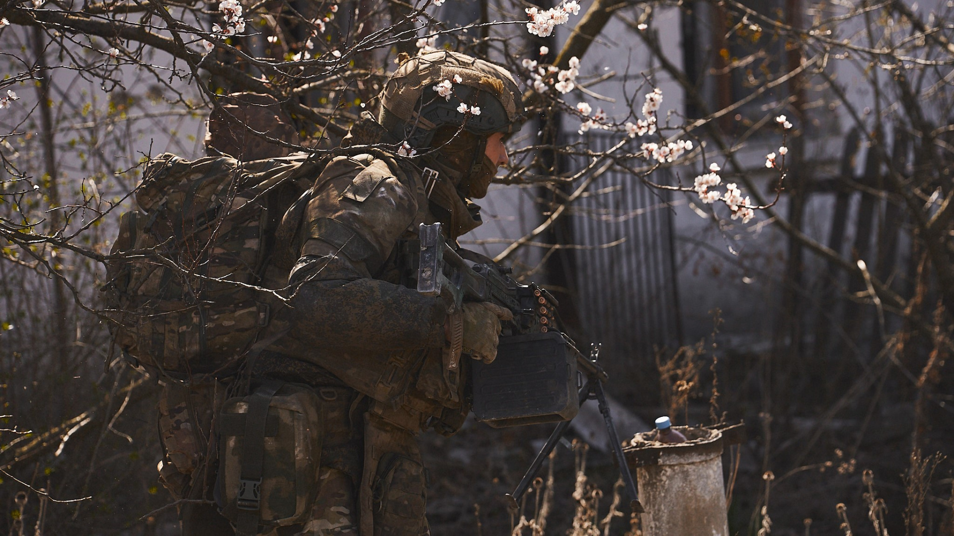 «Гвардейским» стал 299-й парашютно-десантный полк 98-ой дивизии ВДВ