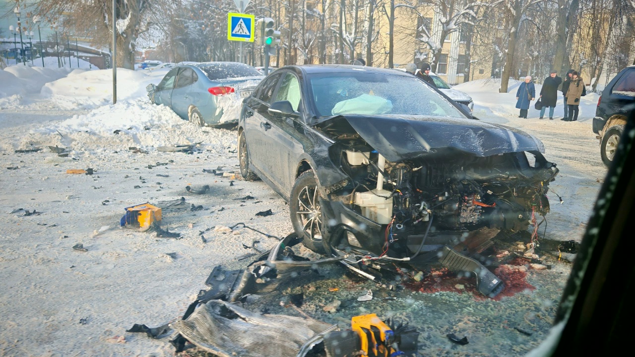В ГАИ рассказали подробности аварии на Шереметевском проспекте в Иванове